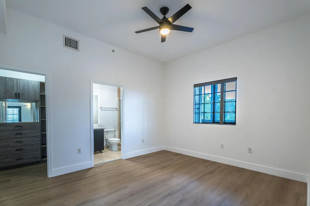 2801 Riverside Drive Coral Springs FL 33065