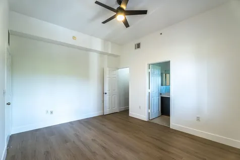 2801 Riverside Drive Coral Springs FL 33065