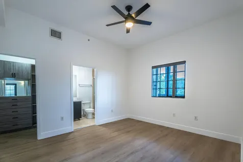 2801 Riverside Drive Coral Springs FL 33065