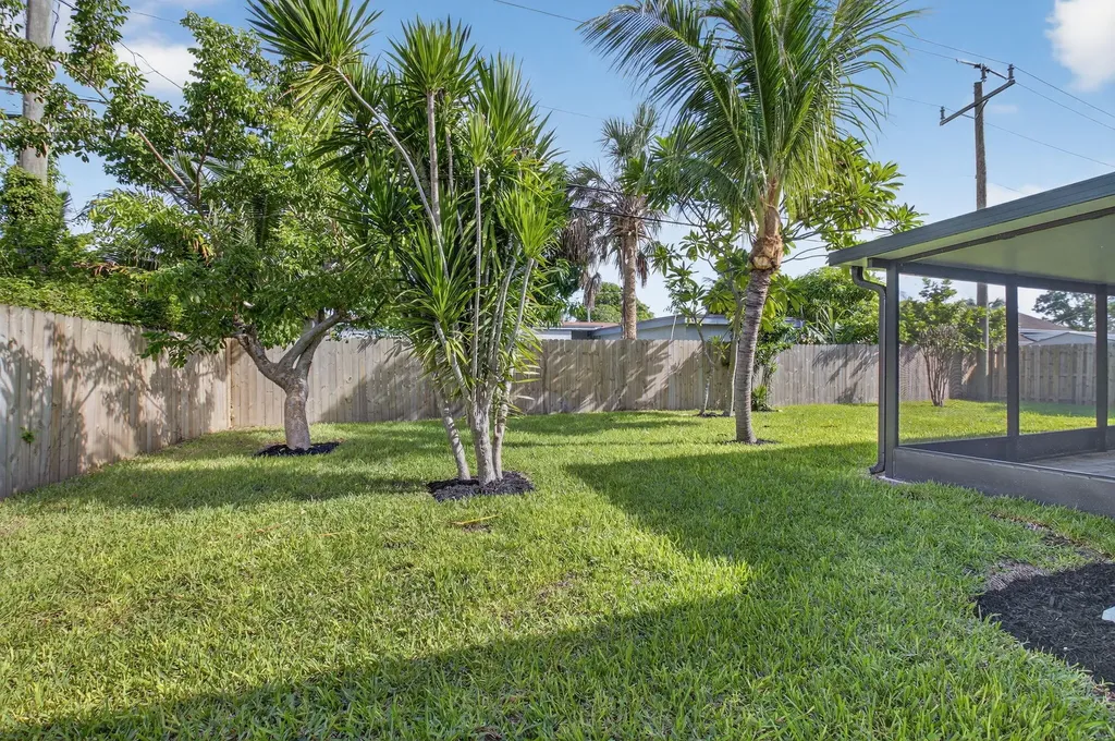 513 Lindell Boulevard Delray Beach FL 33444