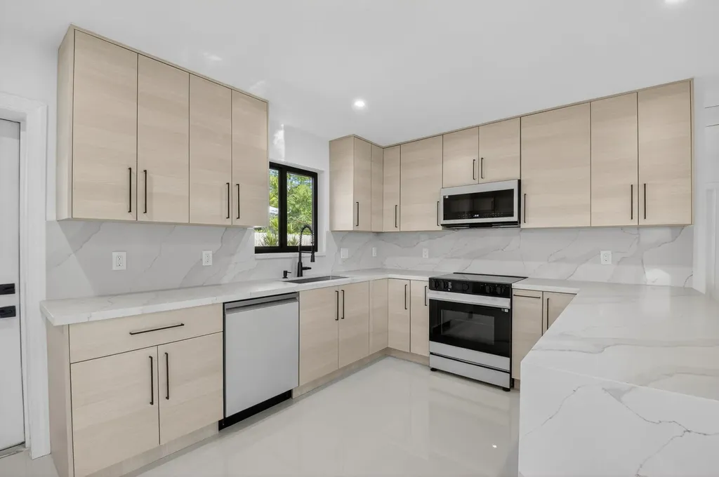 513 Lindell Boulevard Delray Beach FL 33444