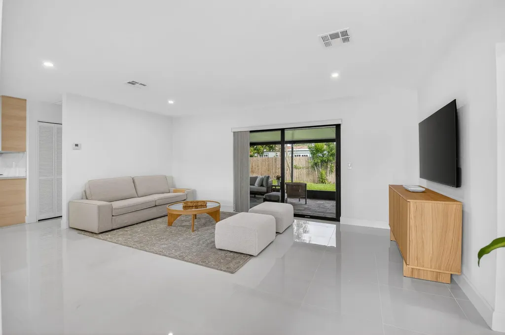513 Lindell Boulevard Delray Beach FL 33444