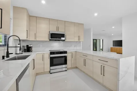 513 Lindell Boulevard Delray Beach FL 33444