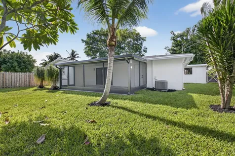 513 Lindell Boulevard Delray Beach FL 33444