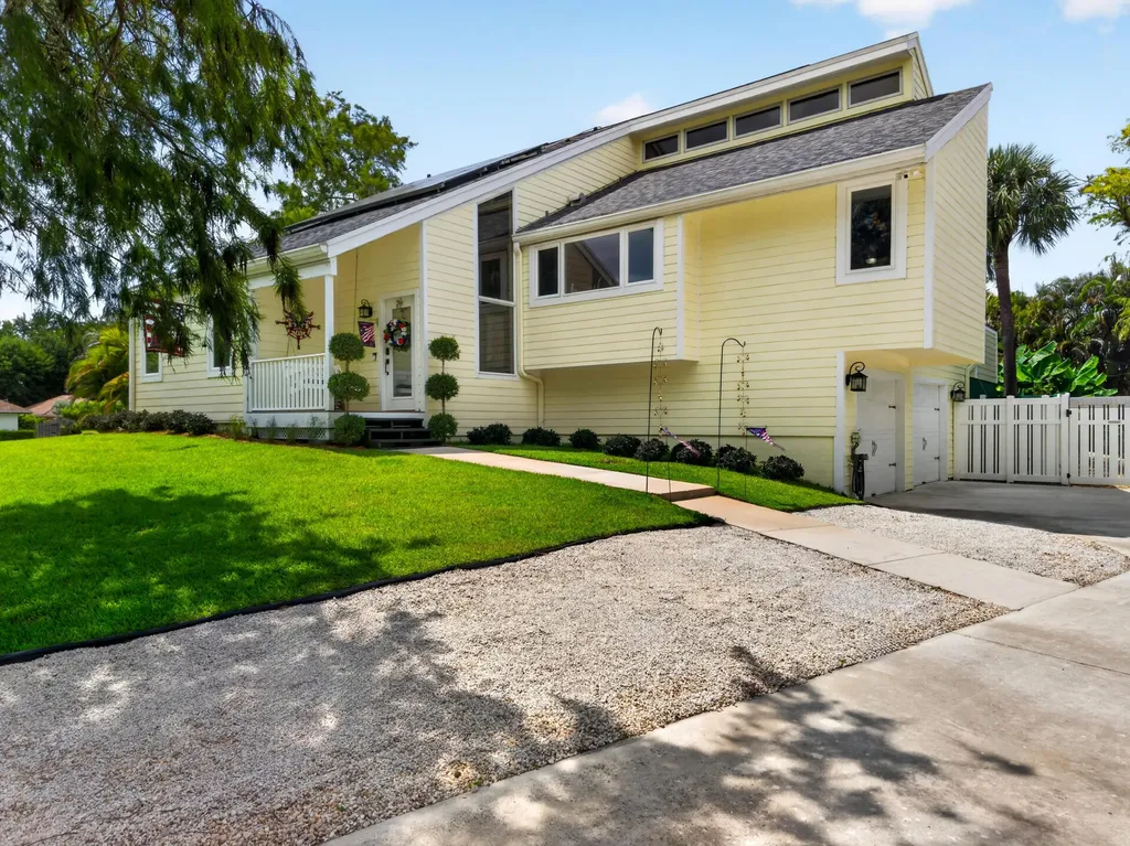 13074 La Mirada Circle Wellington FL 33414