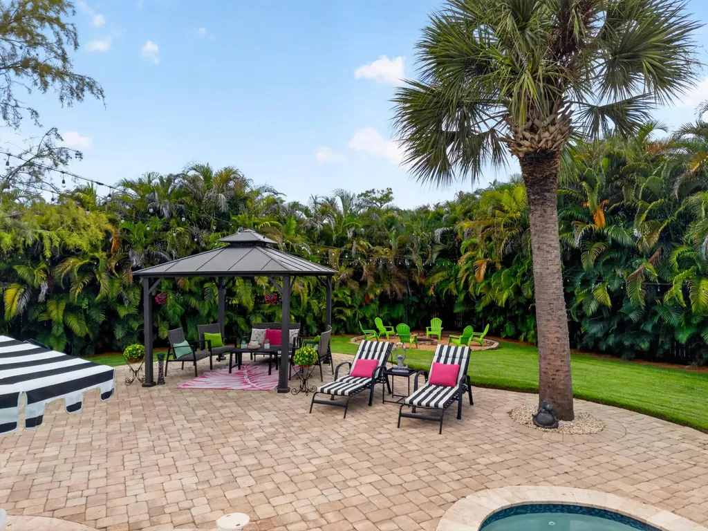 13074 La Mirada Circle Wellington FL 33414