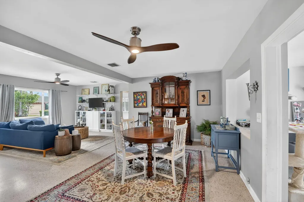 338 Edmor Road West Palm Beach FL 33405