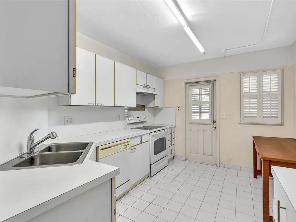 9101 W Sample Road Coral Springs FL 33065