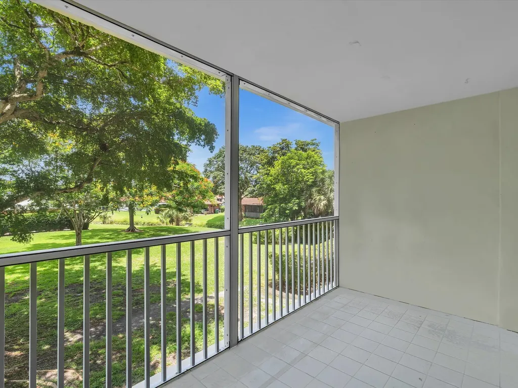 9101 W Sample Road Coral Springs FL 33065
