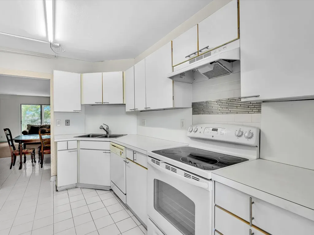 9101 W Sample Road Coral Springs FL 33065