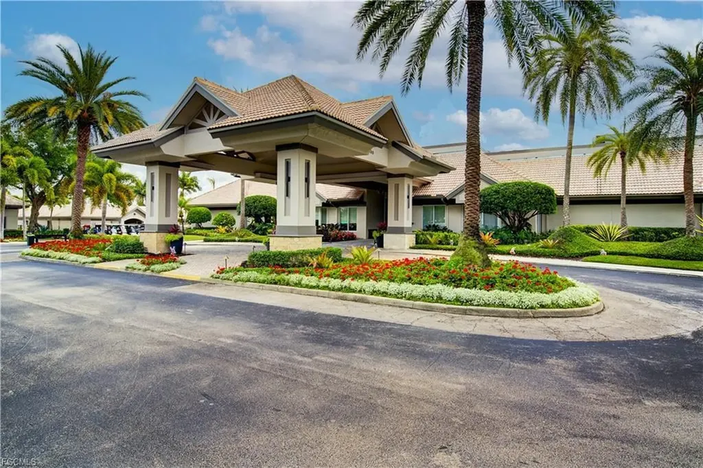 28044 Cavendish Court Bonita Springs FL 34135