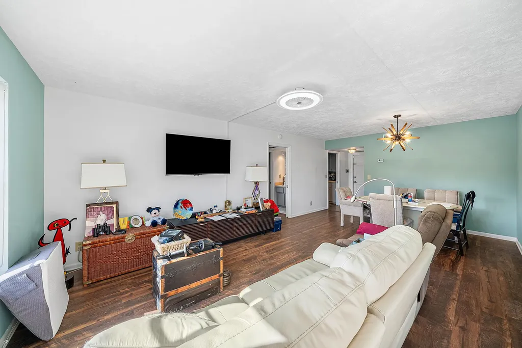 5540 Tamberlane Circle Palm Beach Gardens FL 33418