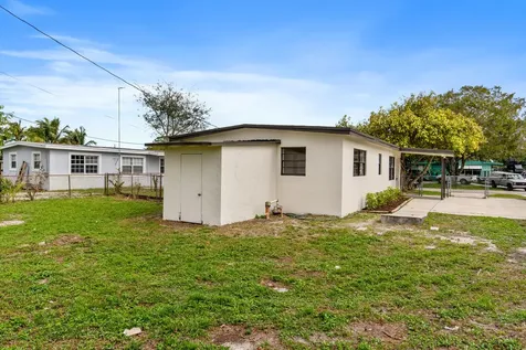 2415 Lewis Road West Palm Beach FL 33415