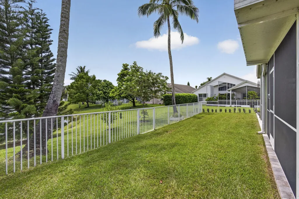 120 Saratoga Boulevard E Royal Palm Beach FL 33411