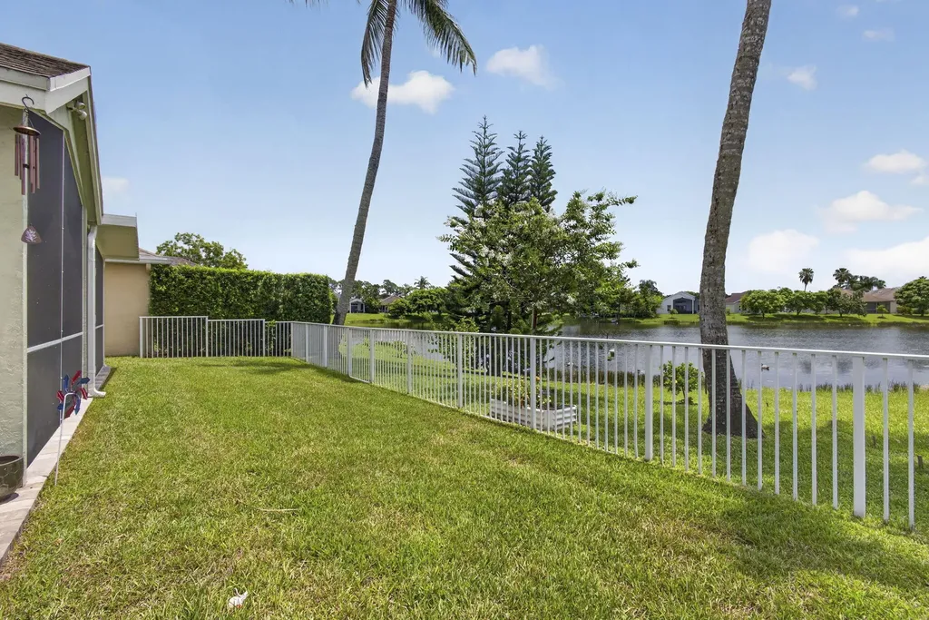120 Saratoga Boulevard E Royal Palm Beach FL 33411