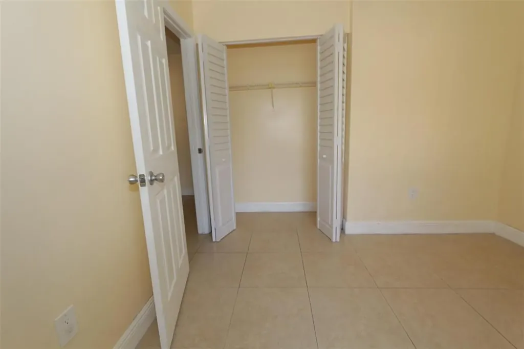 2987 NW 110th Avenue Sunrise FL 33322
