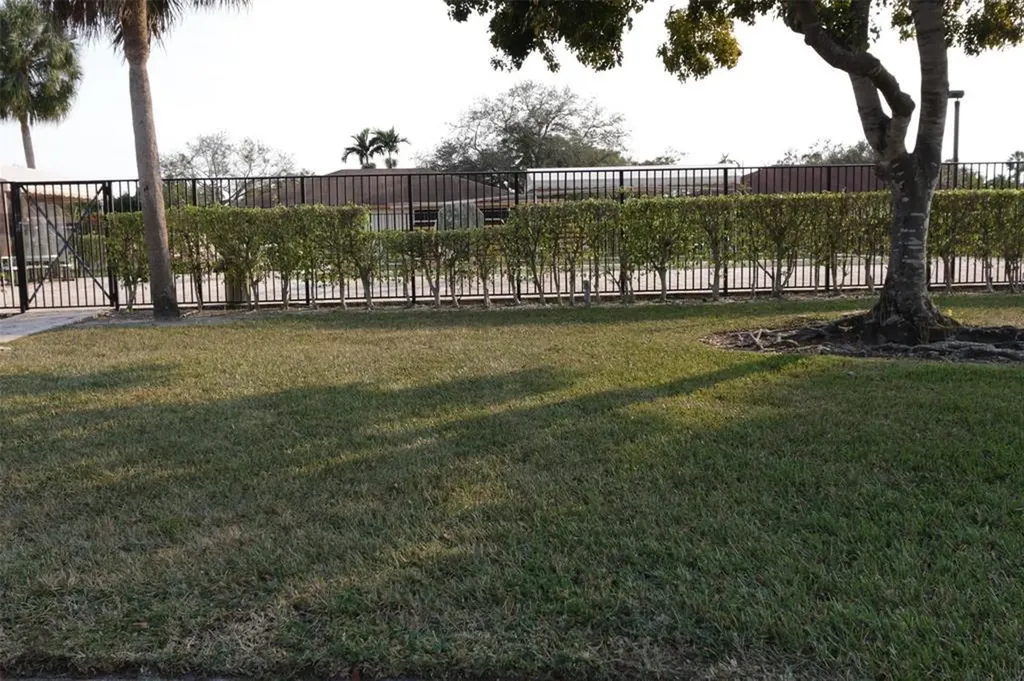2987 NW 110th Avenue Sunrise FL 33322