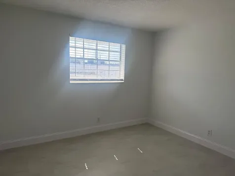 402 Lake Shore Drive West Palm Beach FL 33403