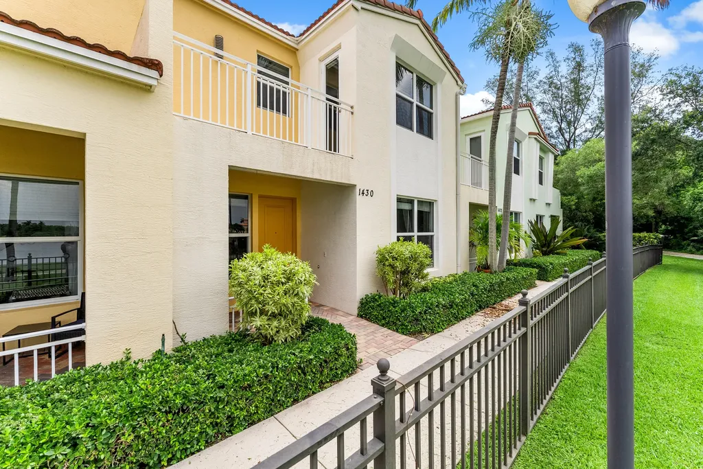 1430 NW 48th Lane Boca Raton FL 33431