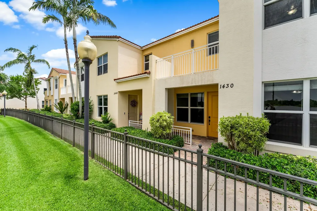 1430 NW 48th Lane Boca Raton FL 33431