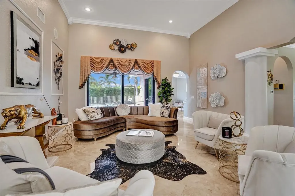 2150 Warwick Hills Way Coral Springs FL 33071