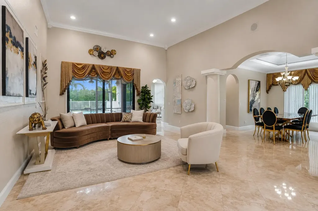 2150 Warwick Hills Way Coral Springs FL 33071