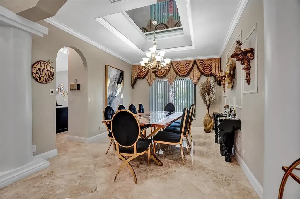 2150 Warwick Hills Way Coral Springs FL 33071