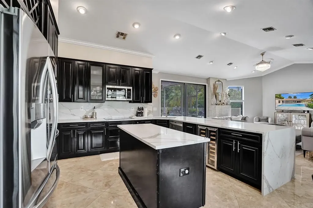 2150 Warwick Hills Way Coral Springs FL 33071