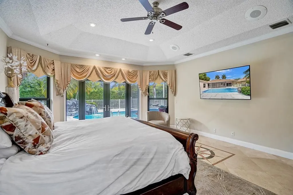2150 Warwick Hills Way Coral Springs FL 33071