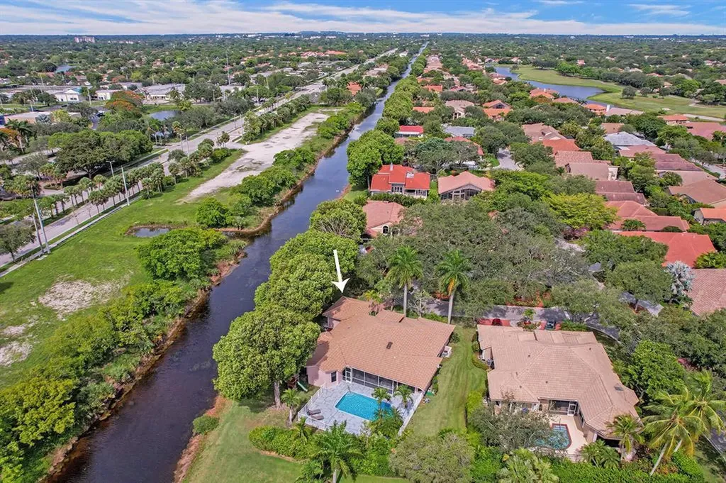 2150 Warwick Hills Way Coral Springs FL 33071