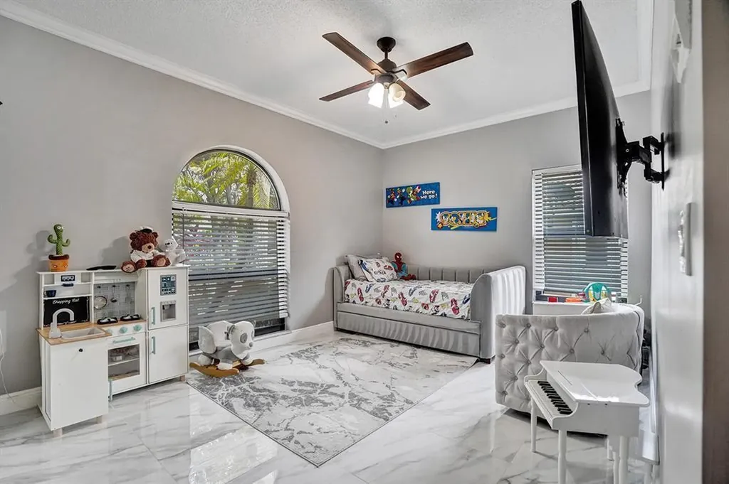 2150 Warwick Hills Way Coral Springs FL 33071