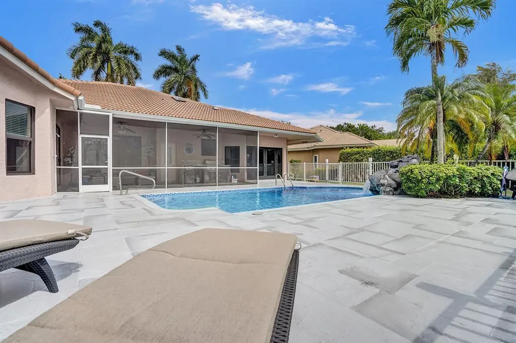 2150 Warwick Hills Way Coral Springs FL 33071