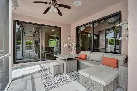 2150 Warwick Hills Way Coral Springs FL 33071