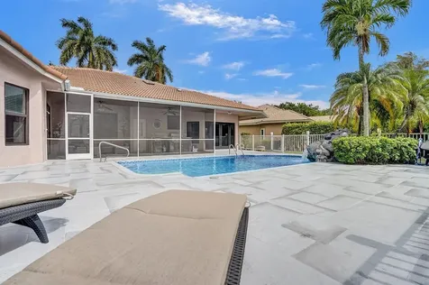 2150 Warwick Hills Way Coral Springs FL 33071
