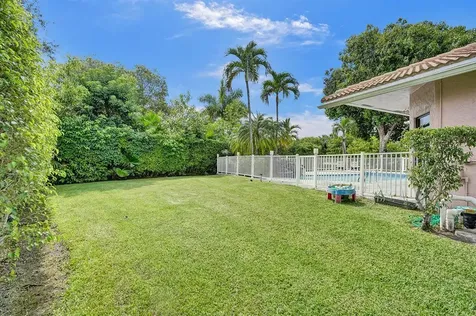 2150 Warwick Hills Way Coral Springs FL 33071