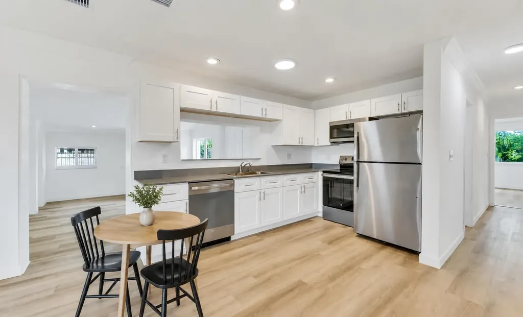 1117 SE 5th Street Deerfield Beach FL 33441