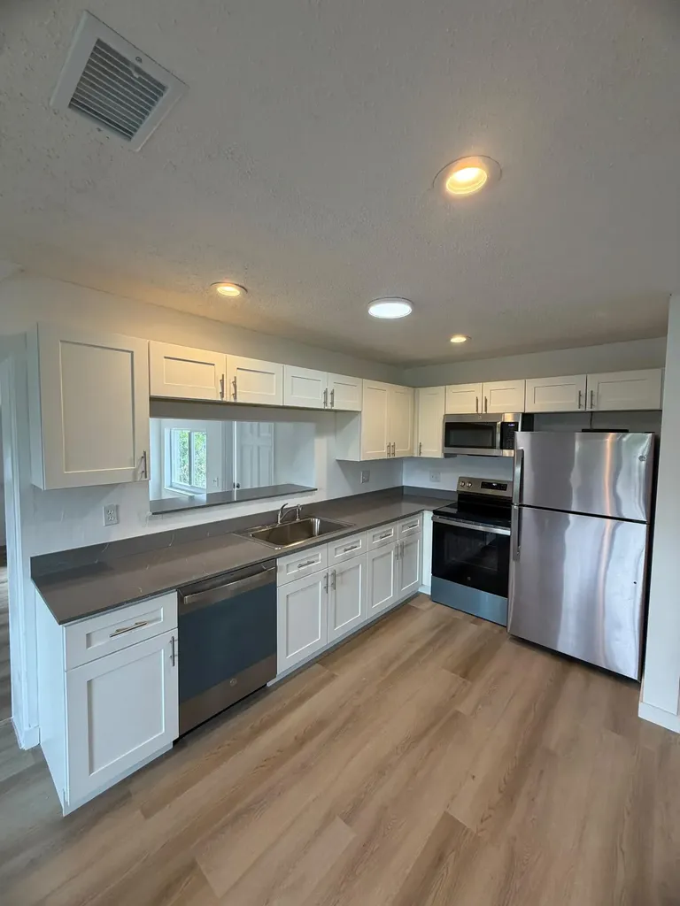 1117 SE 5th Street Deerfield Beach FL 33441