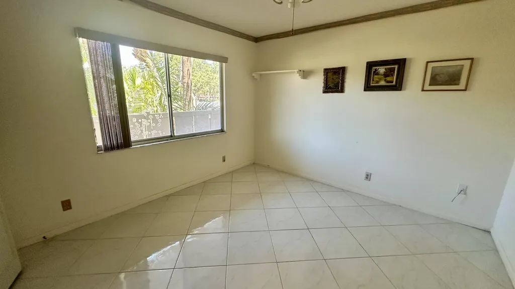 6585 Kensington Lane Delray Beach FL 33446
