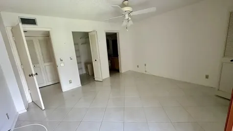 6585 Kensington Lane Delray Beach FL 33446