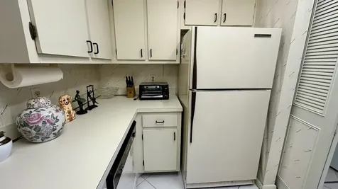 6585 Kensington Lane Delray Beach FL 33446