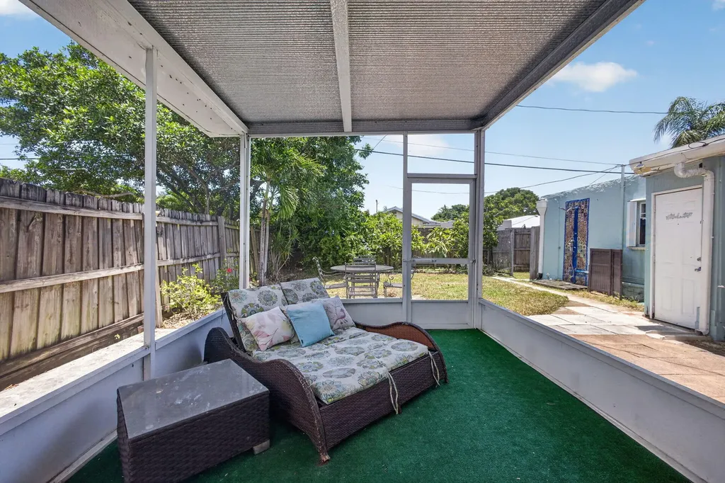 1314 N J Street Lake Worth Beach FL 33460