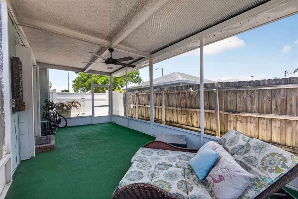 1314 N J Street Lake Worth Beach FL 33460
