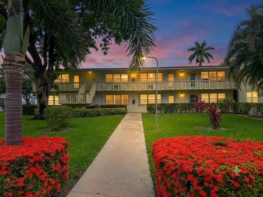 361 Windsor P West Palm Beach FL 33417