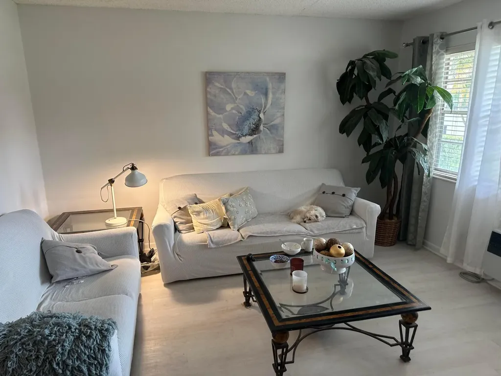 361 Windsor P West Palm Beach FL 33417