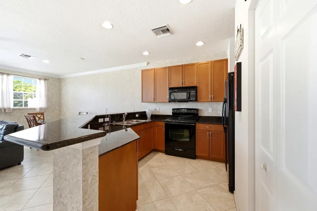556 Marbella Circle North Palm Beach FL 33403