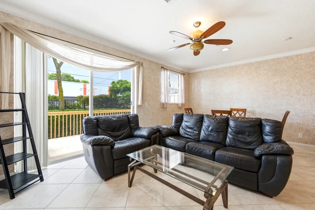 556 Marbella Circle North Palm Beach FL 33403