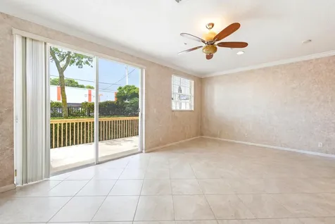 556 Marbella Circle North Palm Beach FL 33403