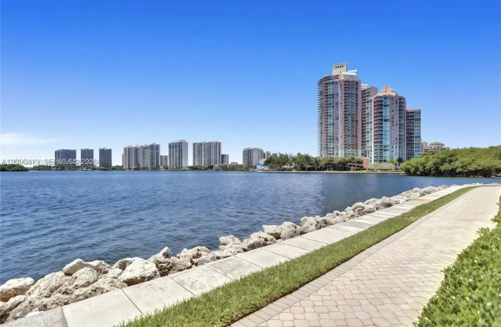 3600 Mystic Pointe Drive Aventura FL 33180