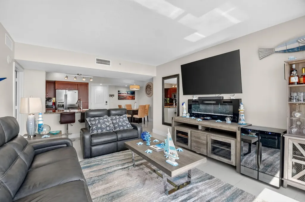 450 N Federal Highway Boynton Beach FL 33435
