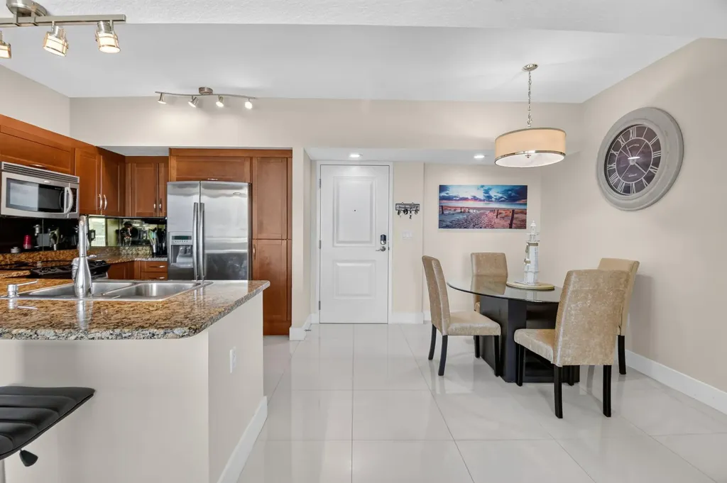 450 N Federal Highway Boynton Beach FL 33435